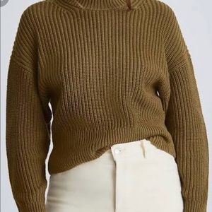 Everlane Sweater Navy Blue size small